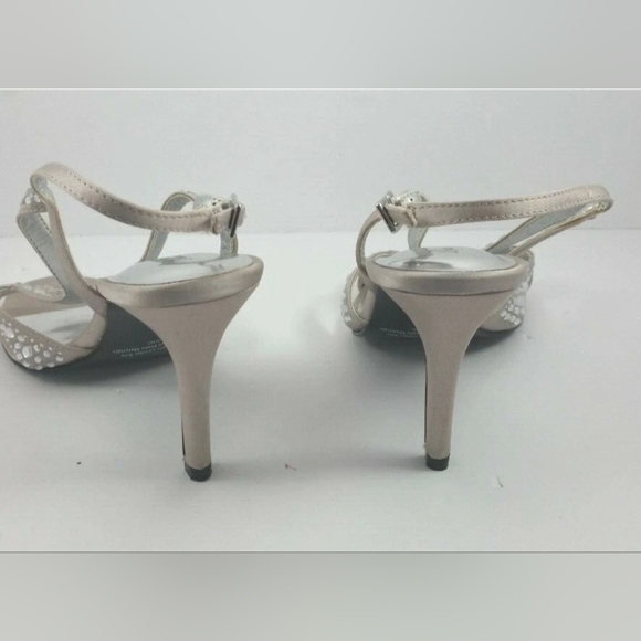 Lulu Townsend Elegant Women's Silver Heels With Rhinestones Sz 7 - Picture 7 of 8